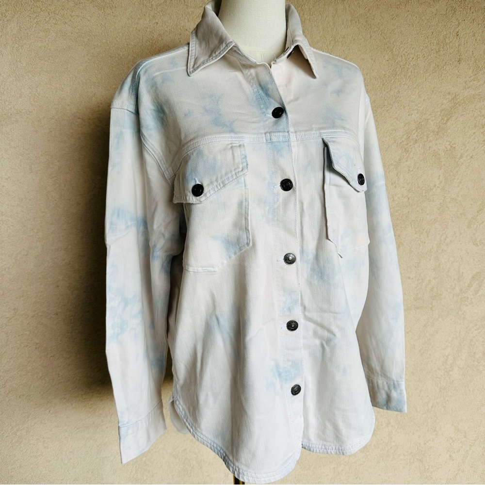 Aerie Women’s Light Wash Tye Dye Button Up Denim Shirt Sz M